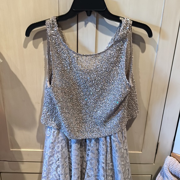 ALICE + OLIVIA hilta beaded silver lace mini dress size 2 - Picture 11 of 16